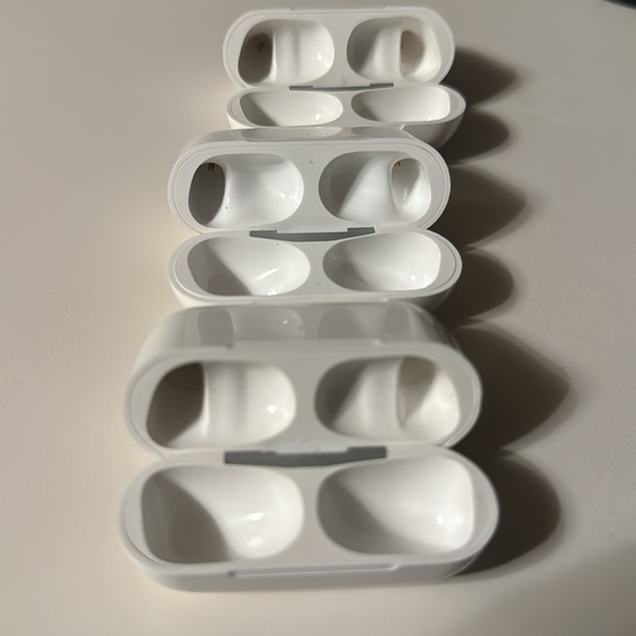 THREE USED APPLE AirPod Pro Charging Cases ONLY - Picture 2 of 5